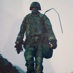 Meet your Posher, Charles